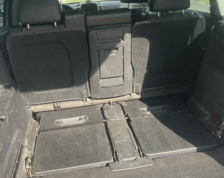 Серый Опель Зафира, объемом двигателя 1.9 л и пробегом 358 тыс. км за 5100 $, фото 7 на Automoto.ua