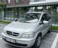 Серый Опель Зафира, объемом двигателя 1.8 л и пробегом 215 тыс. км за 4901 $, фото 1 на Automoto.ua