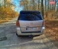 Серый Опель Зафира, объемом двигателя 1.9 л и пробегом 300 тыс. км за 5700 $, фото 4 на Automoto.ua