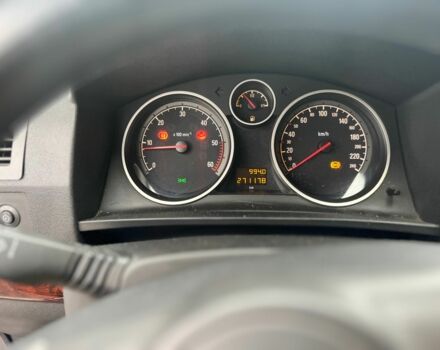 Серый Опель Зафира, объемом двигателя 1.9 л и пробегом 271 тыс. км за 2850 $, фото 4 на Automoto.ua