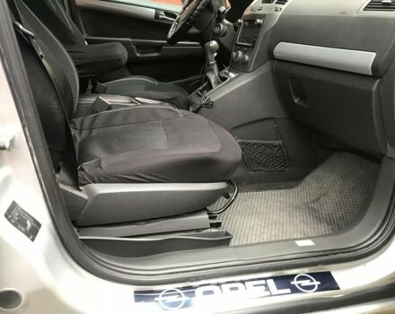 Серый Опель Зафира, объемом двигателя 0 л и пробегом 3 тыс. км за 5500 $, фото 6 на Automoto.ua