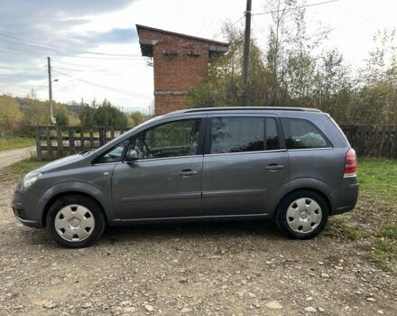 Серый Опель Зафира, объемом двигателя 1.8 л и пробегом 280 тыс. км за 3900 $, фото 1 на Automoto.ua