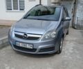 Серый Опель Зафира, объемом двигателя 1.6 л и пробегом 230 тыс. км за 4950 $, фото 1 на Automoto.ua