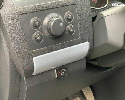 Опель Зафира 2005 в Виннице на Automoto.ua Серый Опель Зафира, объемом двигателя 1.8 л и пробегом 330 тыс. км за 6180 $, фото 21 на Automoto.ua