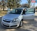 Серый Опель Зафира, объемом двигателя 1.8 л и пробегом 124 тыс. км за 5999 $, фото 1 на Automoto.ua