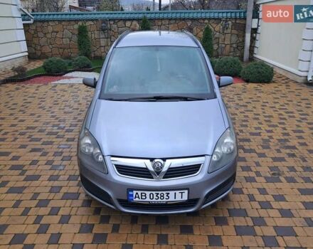 Серый Опель Зафира, объемом двигателя 1.9 л и пробегом 278 тыс. км за 4500 $, фото 17 на Automoto.ua