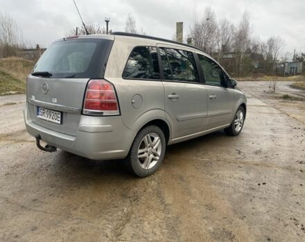 Серый Опель Зафира, объемом двигателя 0 л и пробегом 250 тыс. км за 1950 $, фото 4 на Automoto.ua