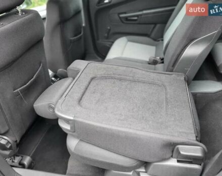 Сірий Опель Зафіра, об'ємом двигуна 1.8 л та пробігом 192 тис. км за 5700 $, фото 59 на Automoto.ua