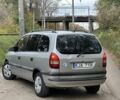 Серый Опель Зафира, объемом двигателя 2.2 л и пробегом 300 тыс. км за 1600 $, фото 3 на Automoto.ua
