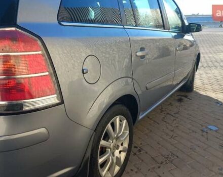 Опель Зафира 2005 в Тернополе на Automoto.ua Серый Опель Зафира, объемом двигателя 1.91 л и пробегом 258 тыс. км за 4899 $, фото 4 на Automoto.ua