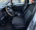 Серый Опель Зафира, объемом двигателя 1.6 л и пробегом 275 тыс. км за 5800 $, фото 15 на Automoto.ua
