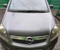 Серый Опель Зафира, объемом двигателя 1.6 л и пробегом 299 тыс. км за 4300 $, фото 1 на Automoto.ua