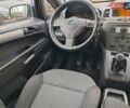 Серый Опель Зафира, объемом двигателя 1.9 л и пробегом 278 тыс. км за 4500 $, фото 53 на Automoto.ua