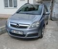 Серый Опель Зафира, объемом двигателя 1.6 л и пробегом 230 тыс. км за 5099 $, фото 1 на Automoto.ua