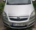 Серый Опель Зафира, объемом двигателя 1.9 л и пробегом 303 тыс. км за 5700 $, фото 1 на Automoto.ua