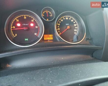 Серый Опель Зафира, объемом двигателя 1.9 л и пробегом 320 тыс. км за 4999 $, фото 5 на Automoto.ua