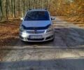 Серый Опель Зафира, объемом двигателя 1.9 л и пробегом 300 тыс. км за 5700 $, фото 5 на Automoto.ua