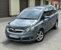 Серый Опель Зафира, объемом двигателя 1.9 л и пробегом 234 тыс. км за 4670 $, фото 1 на Automoto.ua