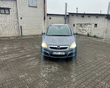 Серый Опель Зафира, объемом двигателя 1.9 л и пробегом 271 тыс. км за 2850 $, фото 6 на Automoto.ua