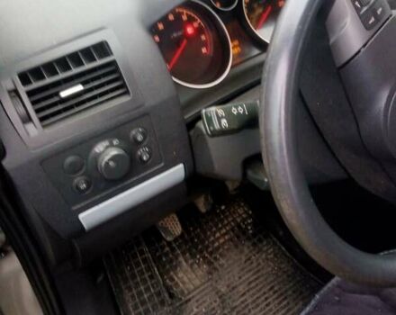 Сірий Опель Зафіра, об'ємом двигуна 1.6 л та пробігом 265 тис. км за 5300 $, фото 5 на Automoto.ua