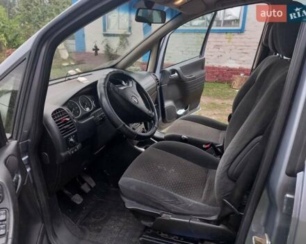 Серый Опель Зафира, объемом двигателя 2 л и пробегом 350 тыс. км за 5500 $, фото 14 на Automoto.ua