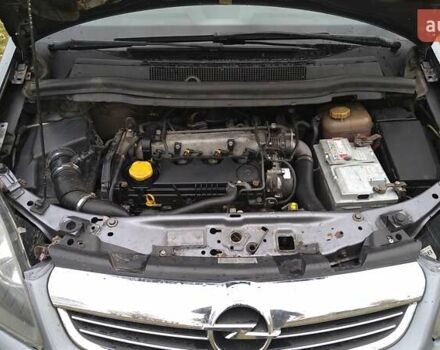 Серый Опель Зафира, объемом двигателя 1.91 л и пробегом 380 тыс. км за 3700 $, фото 10 на Automoto.ua