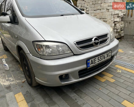 Серый Опель Зафира, объемом двигателя 2.2 л и пробегом 265 тыс. км за 5250 $, фото 35 на Automoto.ua