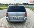 Серый Опель Зафира, объемом двигателя 2.2 л и пробегом 280 тыс. км за 1650 $, фото 3 на Automoto.ua