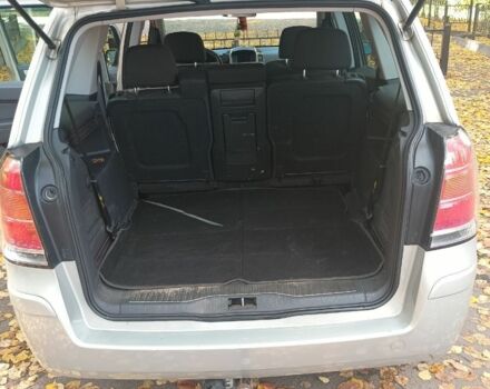 Серый Опель Зафира, объемом двигателя 1.6 л и пробегом 236 тыс. км за 5300 $, фото 8 на Automoto.ua