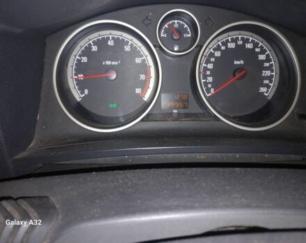 Серый Опель Зафира, объемом двигателя 1.8 л и пробегом 240 тыс. км за 4100 $, фото 11 на Automoto.ua