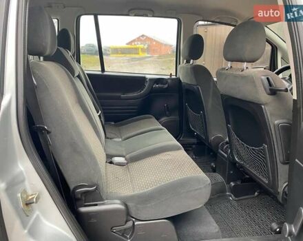 Серый Опель Зафира, объемом двигателя 1.8 л и пробегом 267 тыс. км за 4790 $, фото 10 на Automoto.ua