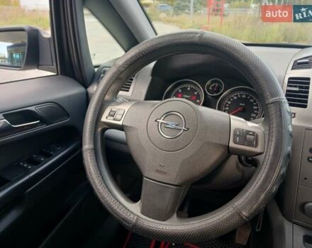 Серый Опель Зафира, объемом двигателя 1.91 л и пробегом 250 тыс. км за 4999 $, фото 21 на Automoto.ua