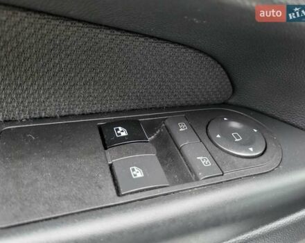 Сірий Опель Зафіра, об'ємом двигуна 1.8 л та пробігом 192 тис. км за 5700 $, фото 64 на Automoto.ua