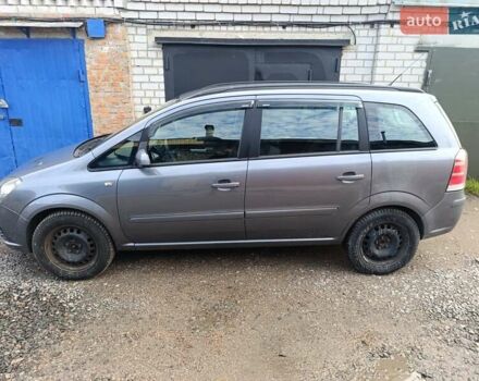 Опель Зафира 2005 в Черкассах на Automoto.ua Серый Опель Зафира, объемом двигателя 1.6 л и пробегом 147 тыс. км за 5500 $, фото 2 на Automoto.ua