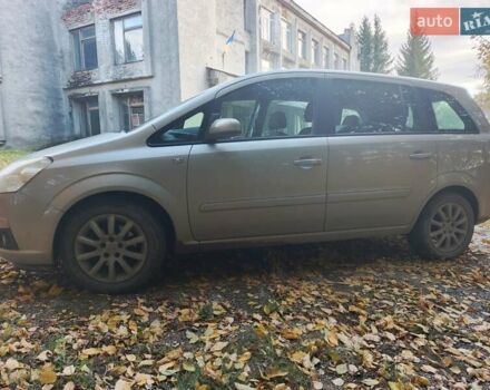 Опель Зафира 2005 в Збараже на Automoto.ua Серый Опель Зафира, объемом двигателя 1.6 л и пробегом 240 тыс. км за 6299 $, фото 12 на Automoto.ua
