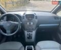 Серый Опель Зафира, объемом двигателя 1.6 л и пробегом 250 тыс. км за 5200 $, фото 6 на Automoto.ua
