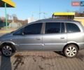 Серый Опель Зафира, объемом двигателя 2.2 л и пробегом 400 тыс. км за 4500 $, фото 2 на Automoto.ua