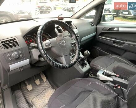 Серый Опель Зафира, объемом двигателя 1.8 л и пробегом 330 тыс. км за 5940 $, фото 22 на Automoto.ua