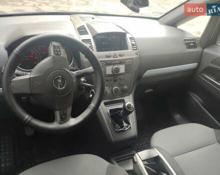 Опель Зафира 2005 в Львове на Automoto.ua Серый Опель Зафира, объемом двигателя 1.91 л и пробегом 322 тыс. км за 4750 $, фото 16 на Automoto.ua