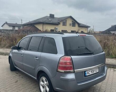 Серый Опель Зафира, объемом двигателя 1.9 л и пробегом 320 тыс. км за 3999 $, фото 5 на Automoto.ua