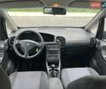 Серый Опель Зафира, объемом двигателя 1.8 л и пробегом 215 тыс. км за 4400 $, фото 7 на Automoto.ua