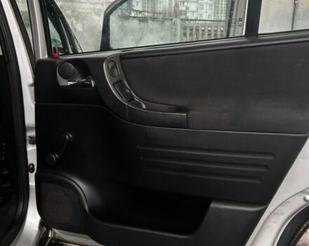 Серый Опель Зафира, объемом двигателя 2.2 л и пробегом 460 тыс. км за 4200 $, фото 4 на Automoto.ua