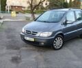 Серый Опель Зафира, объемом двигателя 1.8 л и пробегом 170 тыс. км за 4500 $, фото 1 на Automoto.ua