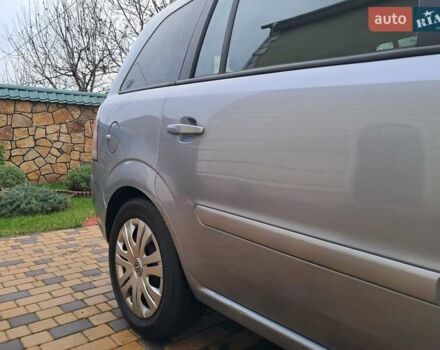 Серый Опель Зафира, объемом двигателя 1.9 л и пробегом 278 тыс. км за 4500 $, фото 66 на Automoto.ua