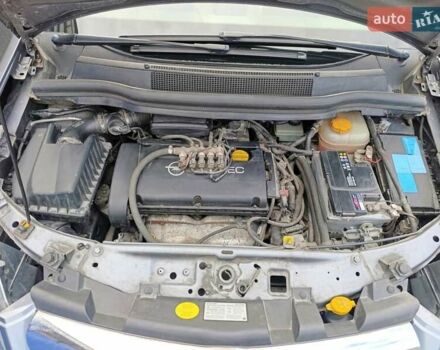 Опель Зафира 2005 в Черкассах на Automoto.ua Серый Опель Зафира, объемом двигателя 1.6 л и пробегом 147 тыс. км за 5500 $, фото 9 на Automoto.ua