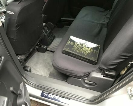 Серый Опель Зафира, объемом двигателя 0 л и пробегом 3 тыс. км за 5500 $, фото 10 на Automoto.ua