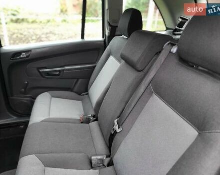 Сірий Опель Зафіра, об'ємом двигуна 1.8 л та пробігом 192 тис. км за 5700 $, фото 57 на Automoto.ua