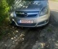 Сірий Опель Зафіра, об'ємом двигуна 1.9 л та пробігом 289 тис. км за 2103 $, фото 1 на Automoto.ua