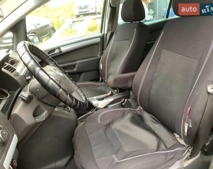 Серый Опель Зафира, объемом двигателя 1.8 л и пробегом 330 тыс. км за 5940 $, фото 23 на Automoto.ua