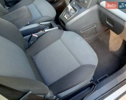 Серый Опель Зафира, объемом двигателя 1.6 л и пробегом 240 тыс. км за 5300 $, фото 5 на Automoto.ua